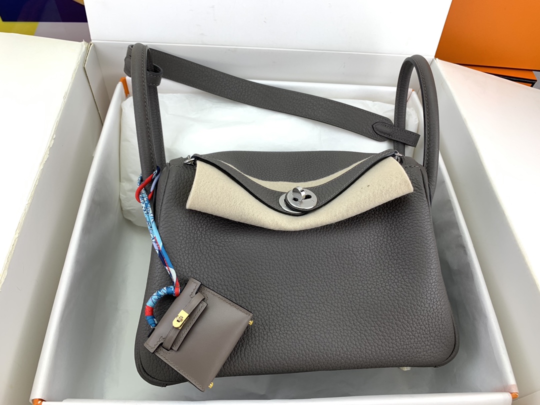 Hermes Lindy 30cm Handbag Shoulder Bag In Dark Grey Clemence Leather